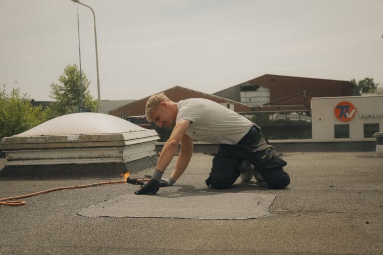 Dakrenovatie in uitvoering